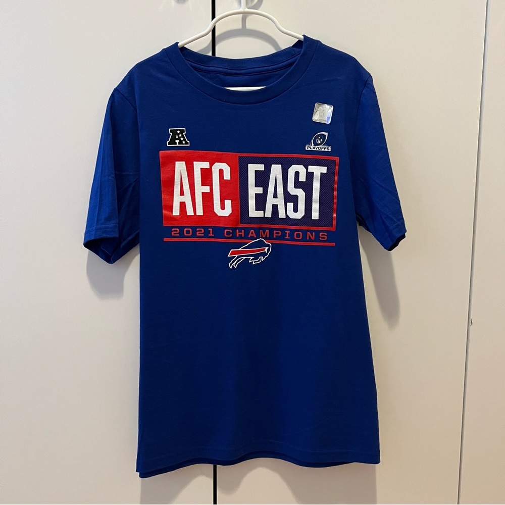 Buffalo Bills 2021 AFC East Champions Youth Medium T-Shirt